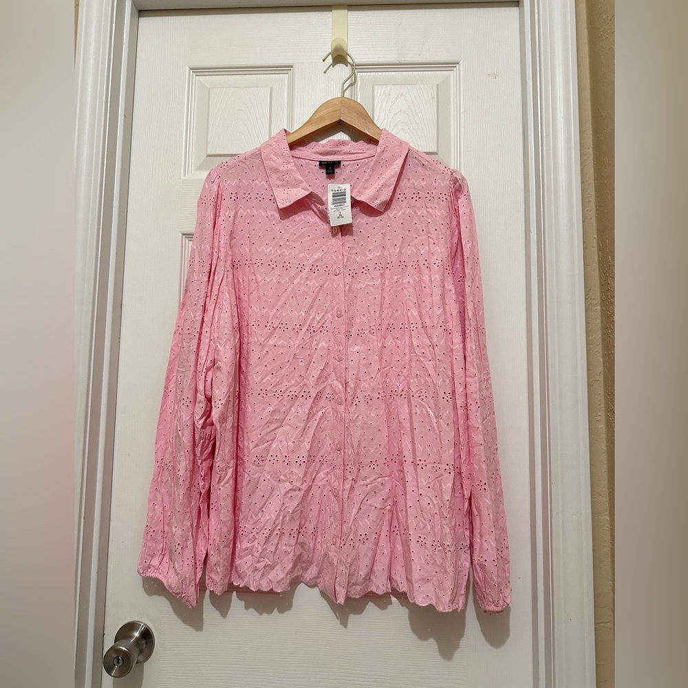 Torrid Womens 3X Pink Eyelet Woven Button Up Long Sleeve Shirt Collared Casual